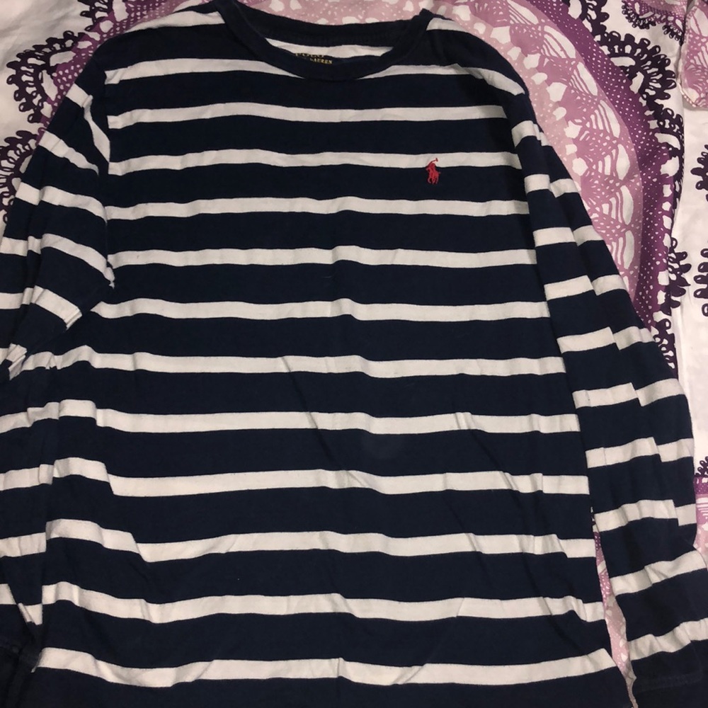 White and blue striped polo long sleeve shirt